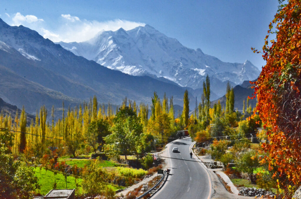 Hunza Tour Packages Road Trip